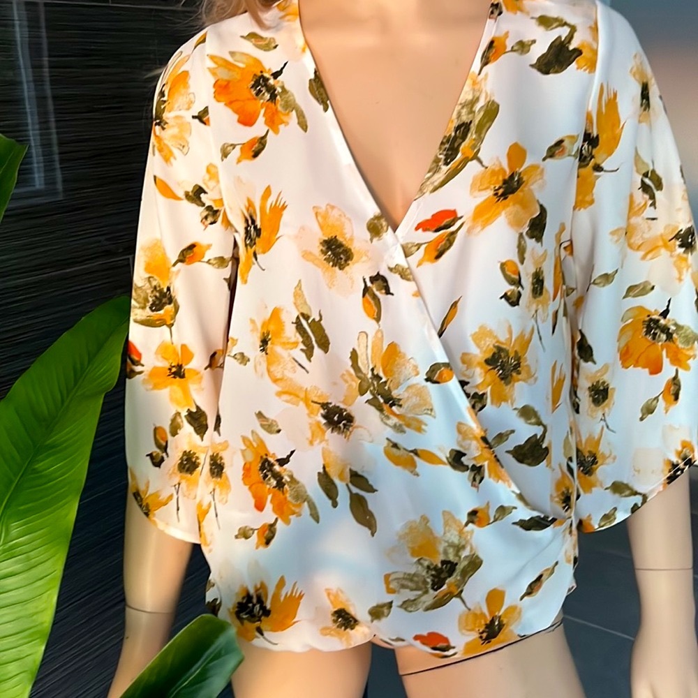 WEST KEI  Colie Surplice Blouse XS NWT
